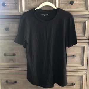 Universal standard T-shirt